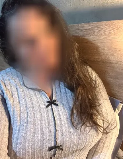 Kamilla, 33