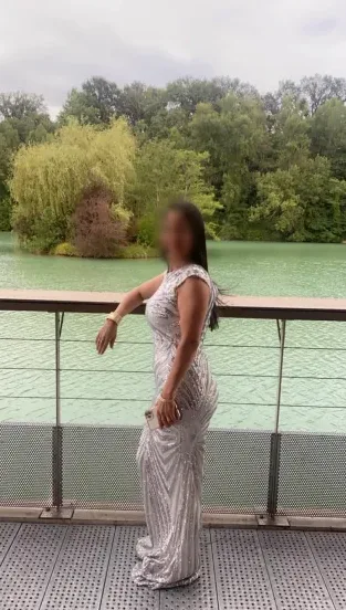 Katja, 40
