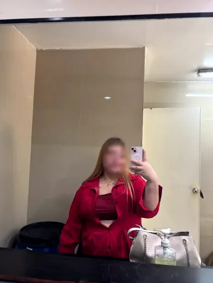 Maria, 26