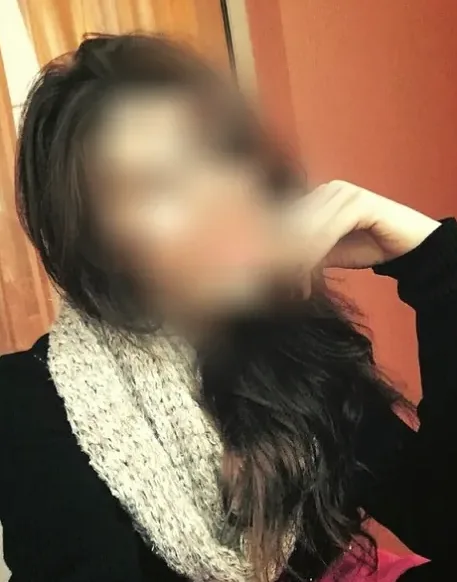 Olivia, 28